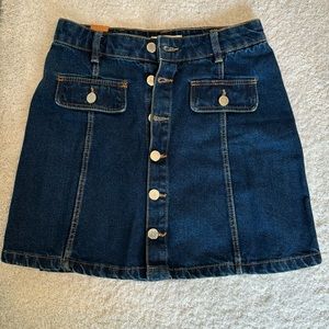 Zara jean skirt, size 26.